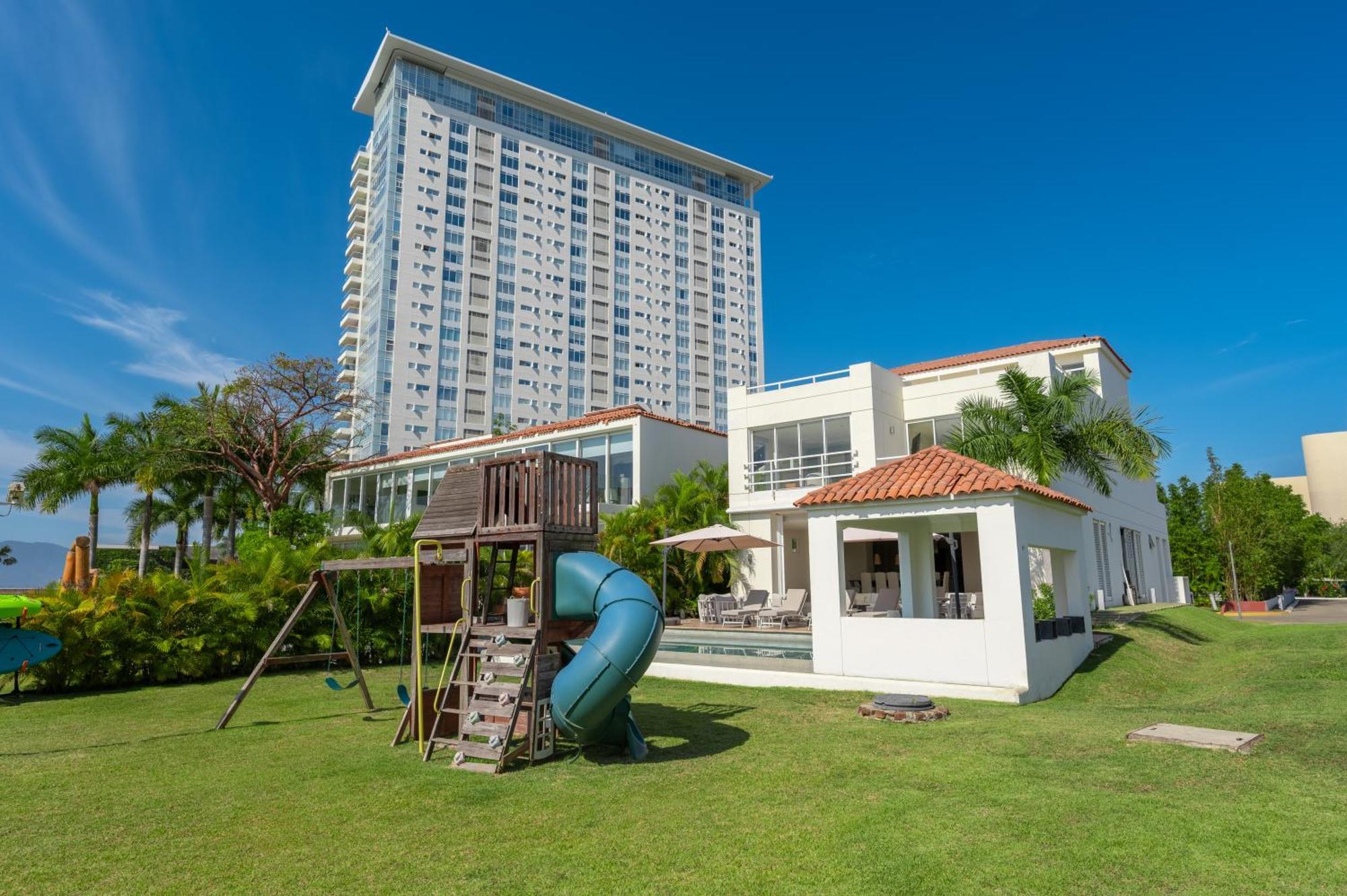 Capitalia - Tres Mares Residences & Marina Aparthotel *