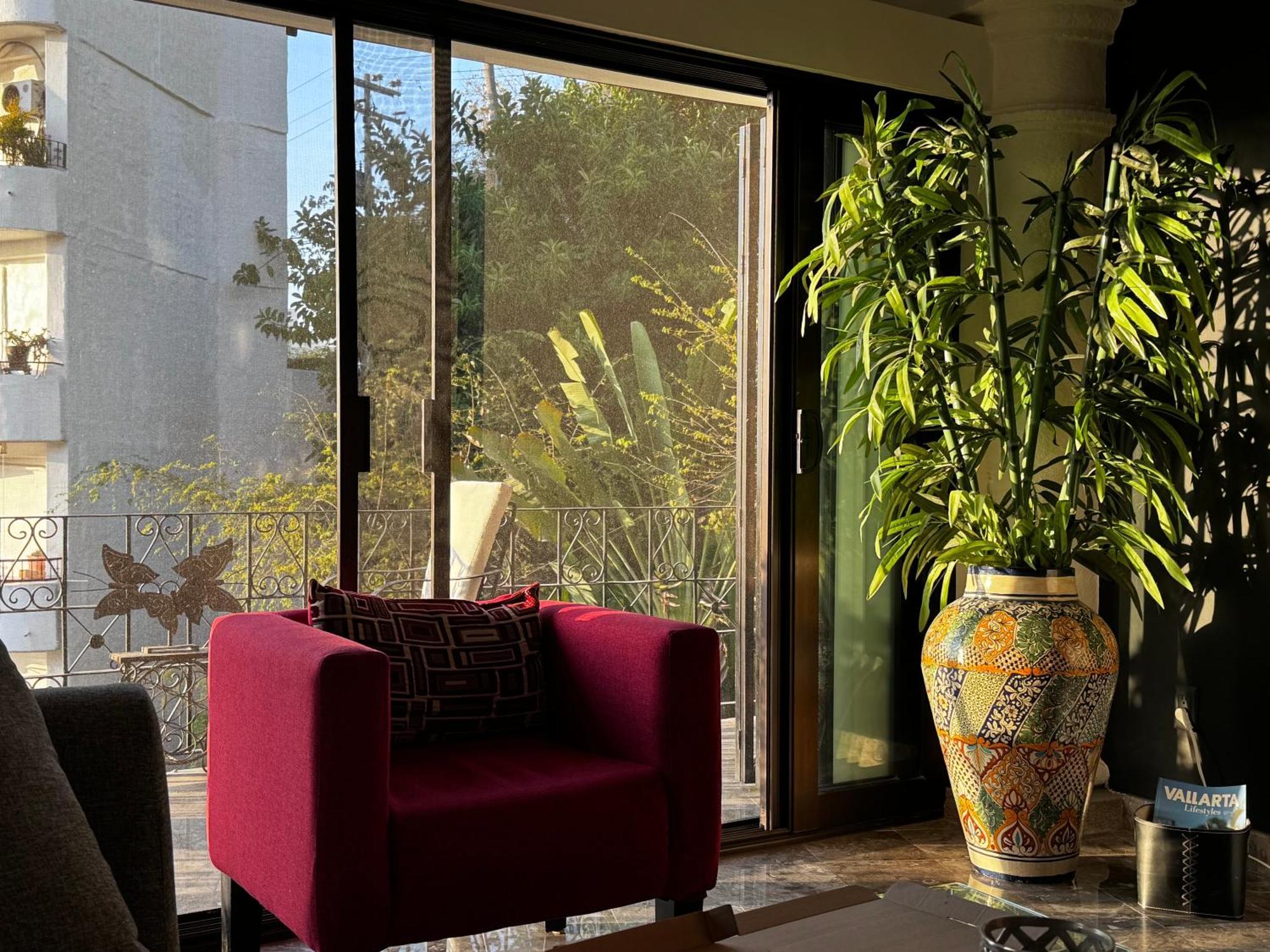 New Listing Zona Romantica, 2bd, 3 Bath *