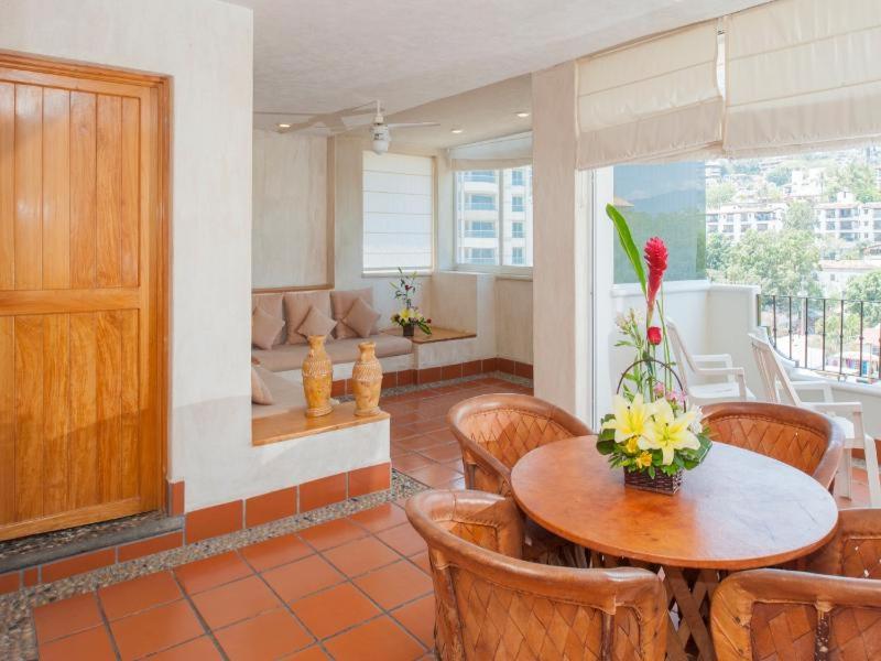 Eloisa Hotel