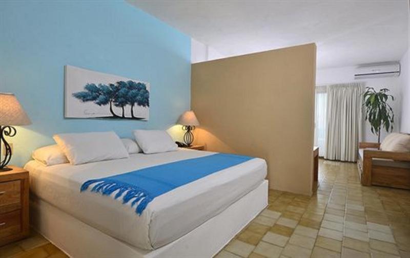 Emperador Vallarta Beachfront And 3*