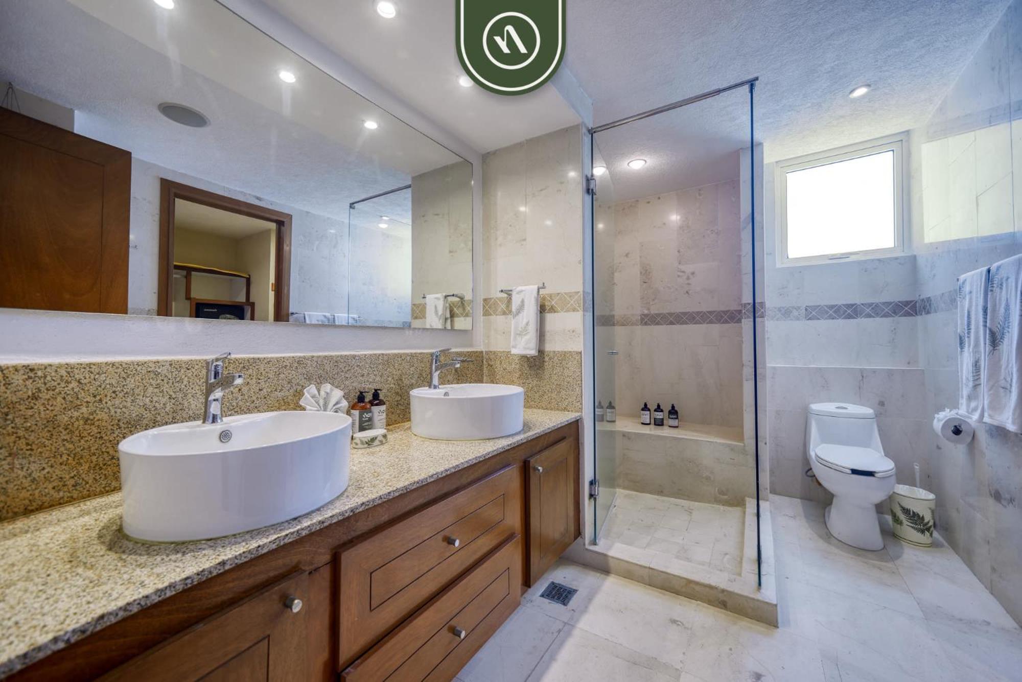 Amazing With Ocean View - Jacuzzi - *