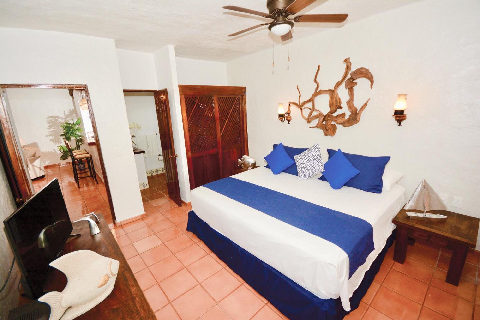 Cozy Tropical Oasis Close To Beach And Shops Apartment *