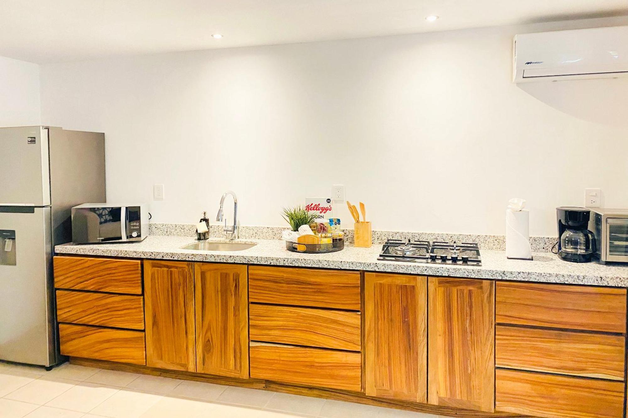 Apartment Cozy Tropical Oasis Close To Beach And Shops *