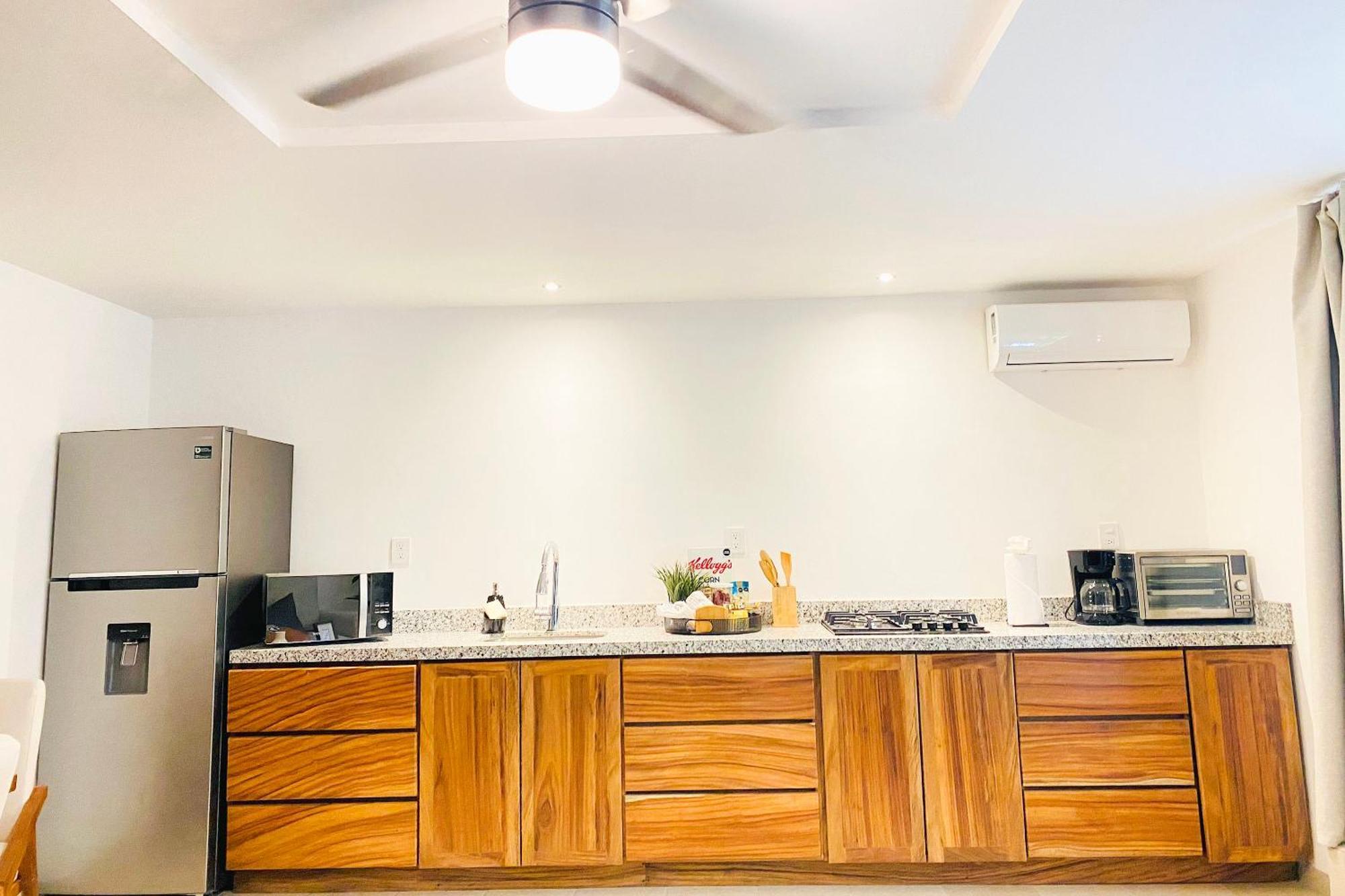 Apartment Cozy Tropical Oasis Close To Beach And Shops *