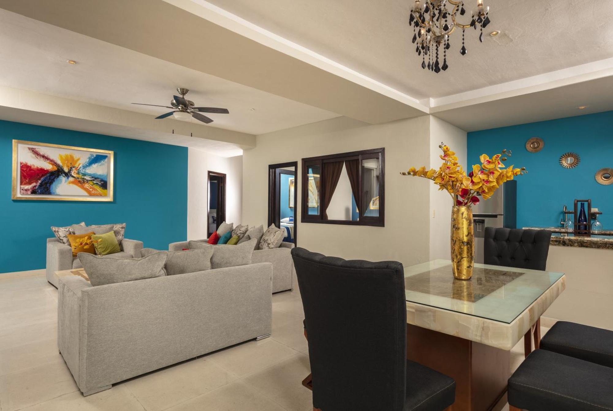 Blue Chairs Beachfront - Adults Only 3*