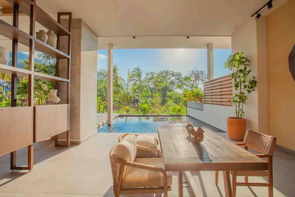 Oasis - Downtown Malecon, With City, Ocean & Mountain Views Apartment