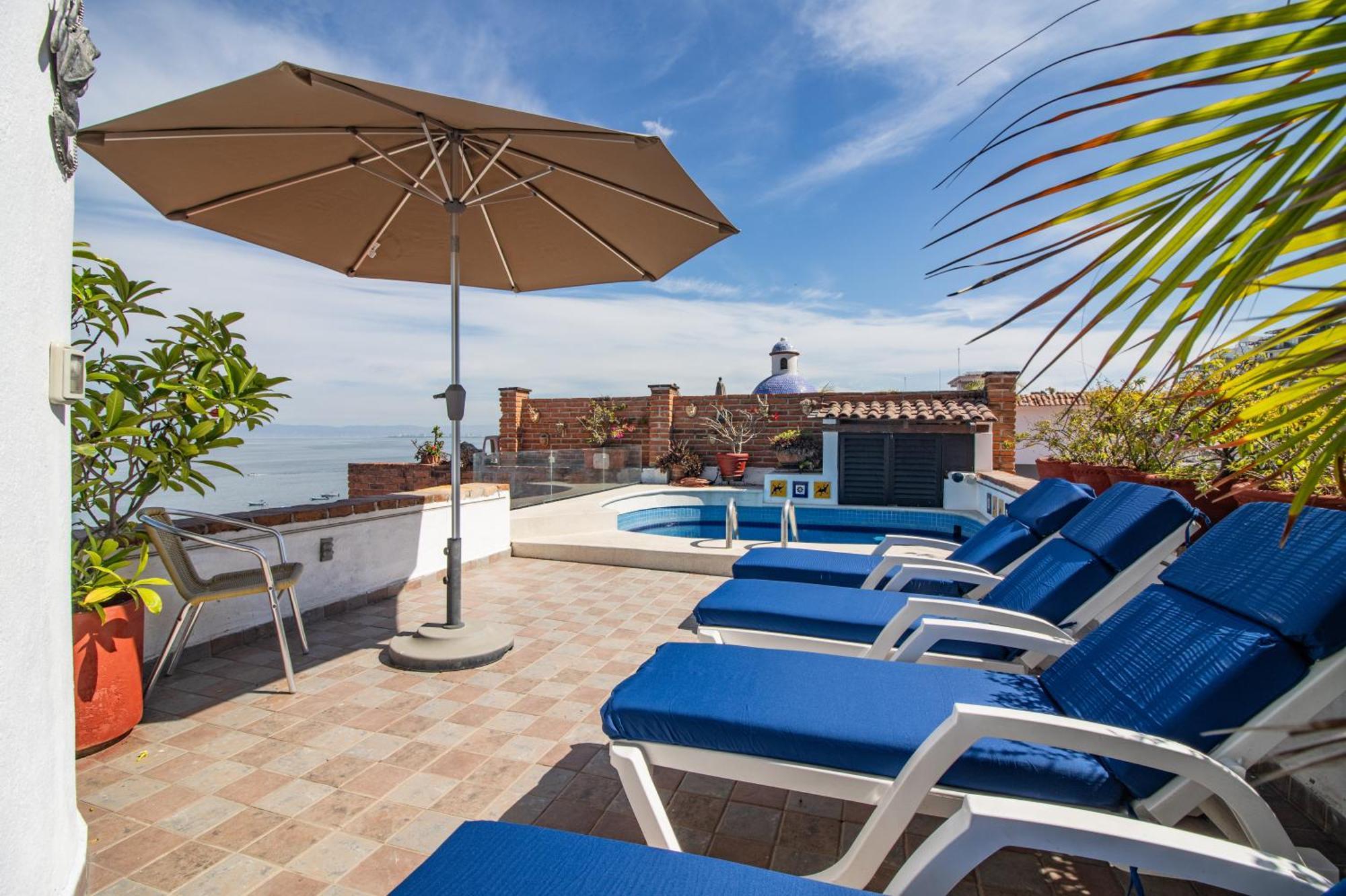 Beachfront Penthouse With Private Pool - Zona Romantica Puerto Vallarta