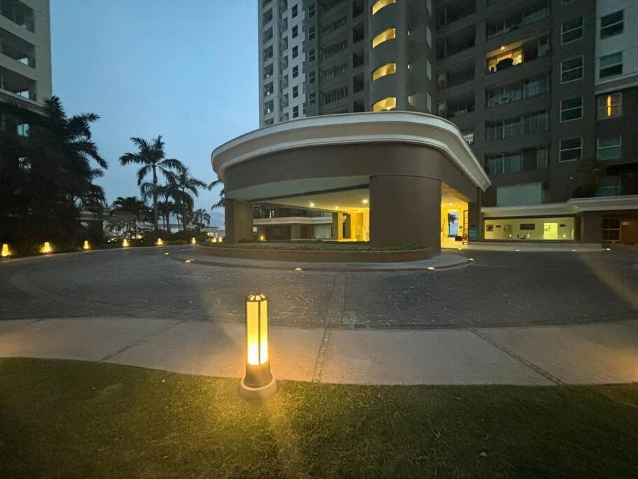 Grand V Front Torre 2000 Apartment