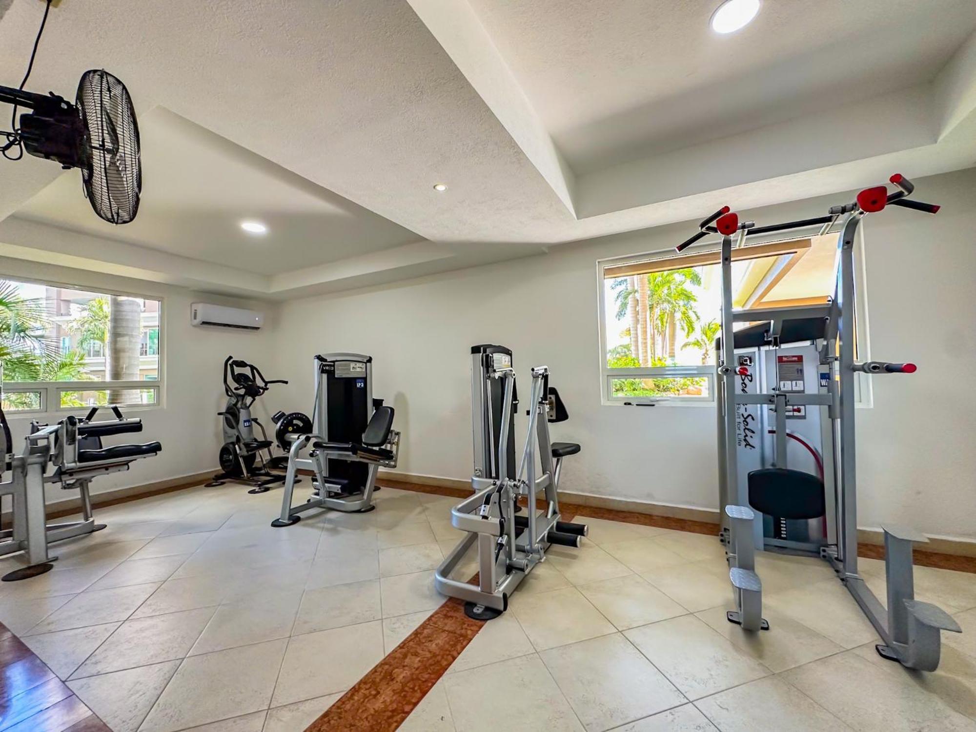 Apartment Grand Venetian Beachfront
