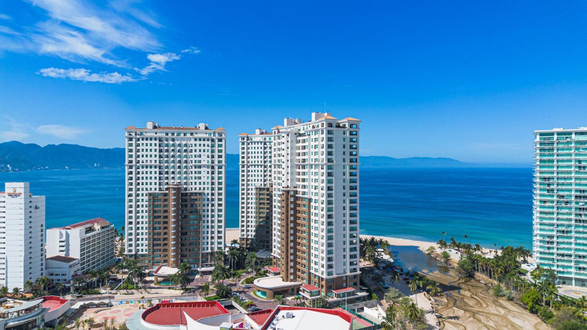 Apartment Grand Venetian Beachfront *