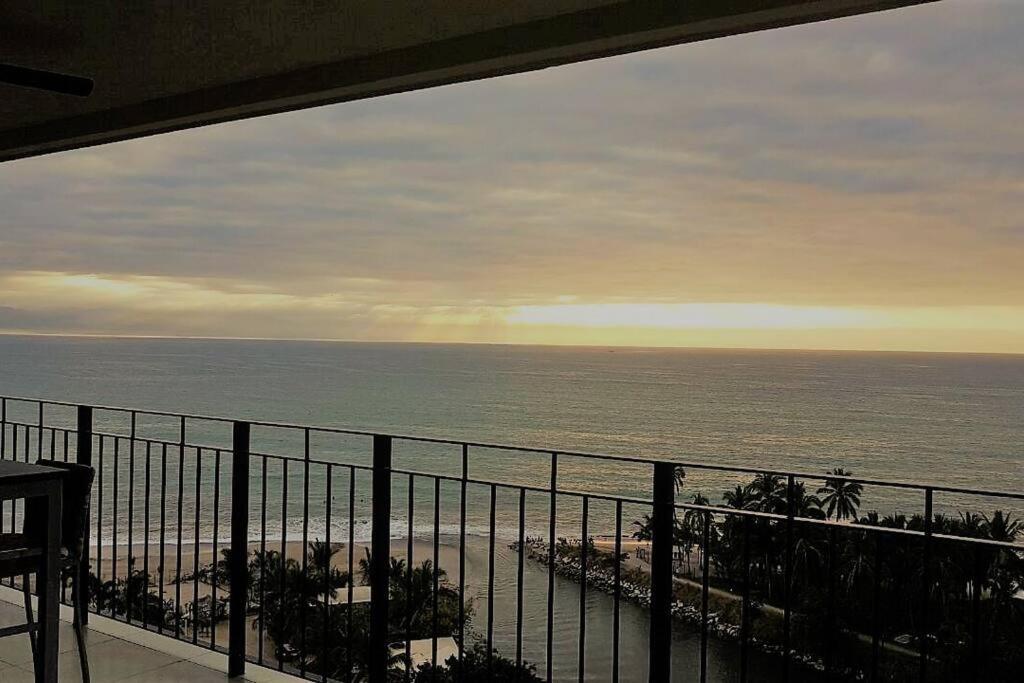 Apartment Luxury Oceanfront 5 Pools Restaurant Bbq Sunsets Puerto Vallarta
