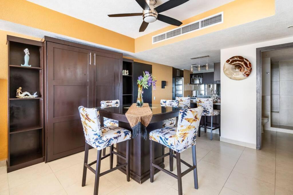 Luxury Oceanfront 5 Pools Restaurant Bbq Sunsets *
