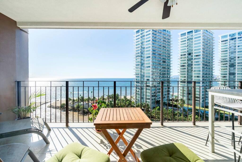 Luxury Oceanfront 5 Pools Restaurant Bbq Sunsets
