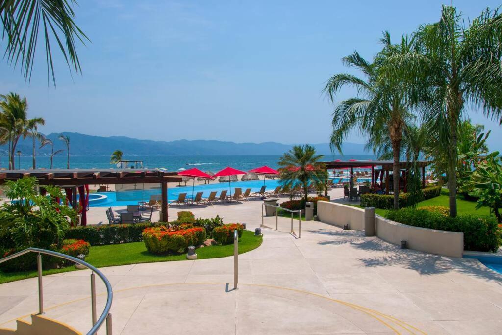 Luxury Oceanfront 5 Pools Restaurant Bbq Sunsets Puerto Vallarta