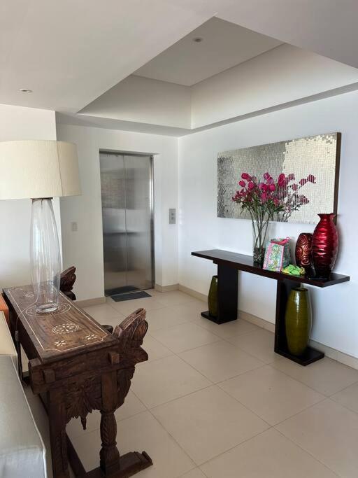 Vivienda En Centrica Y Elegante *