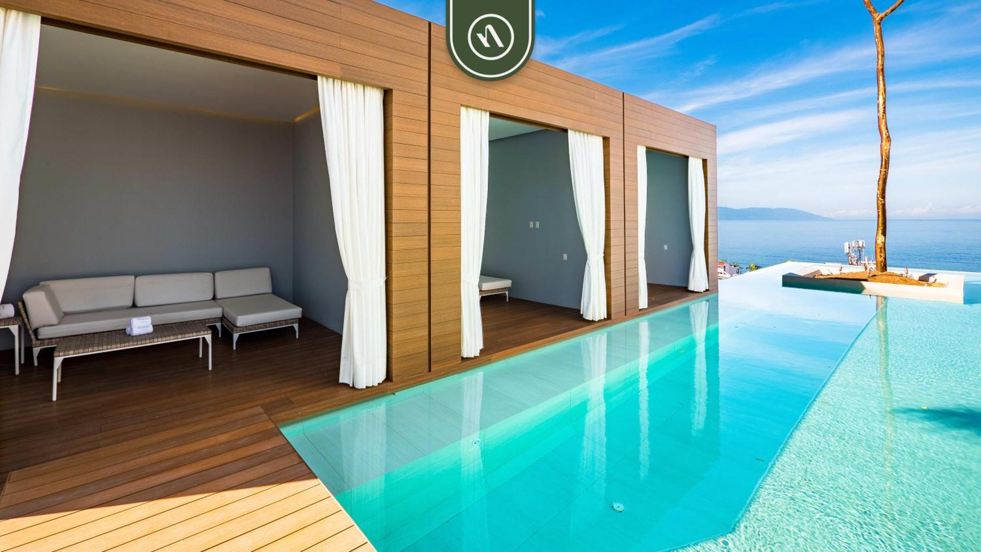 Luxury 1 Bedroom In Pier 57 - Infinity Pool Apartment Puerto Vallarta