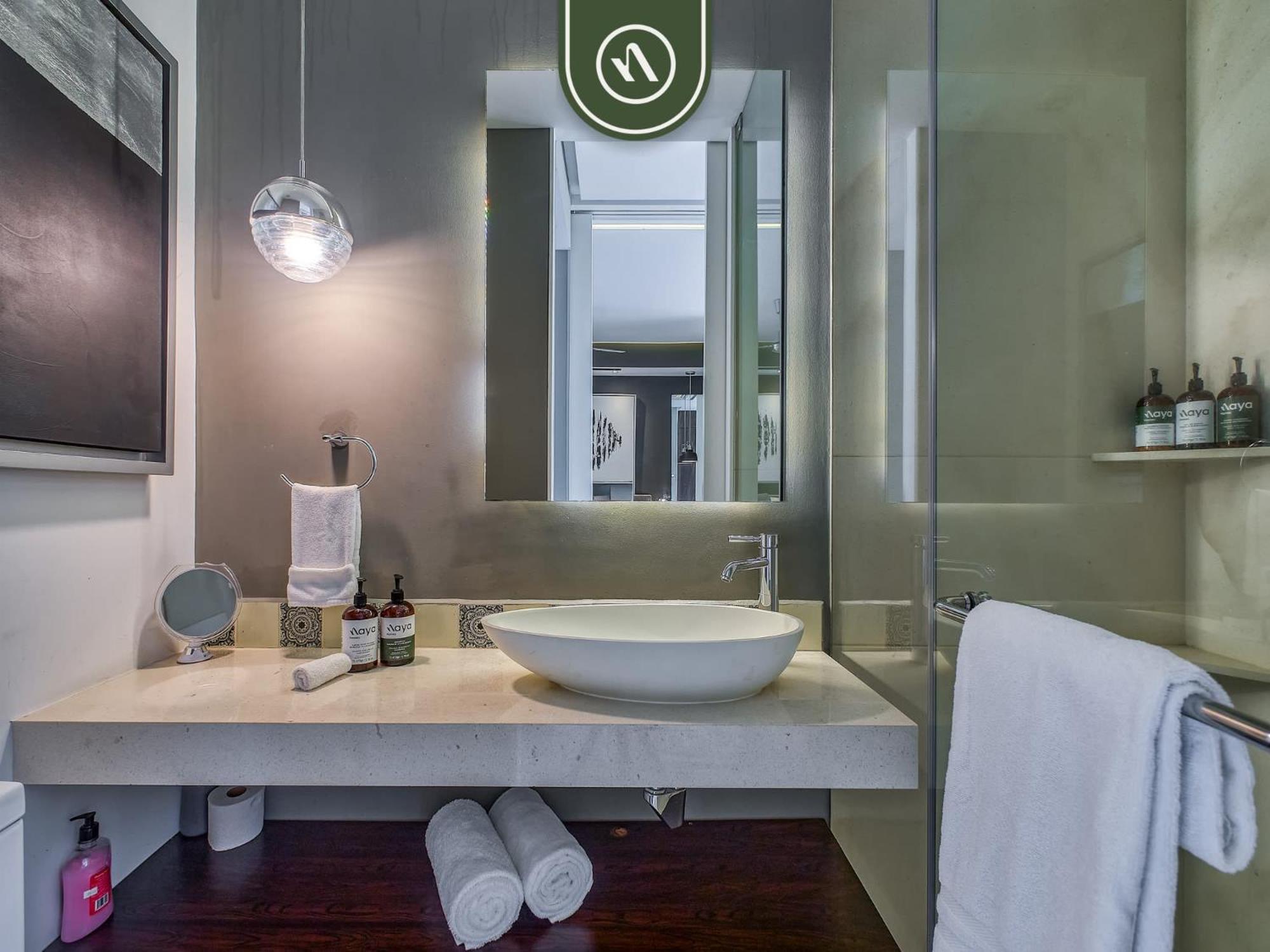 Luxury 1 Bedroom In Pier 57 - Infinity Pool