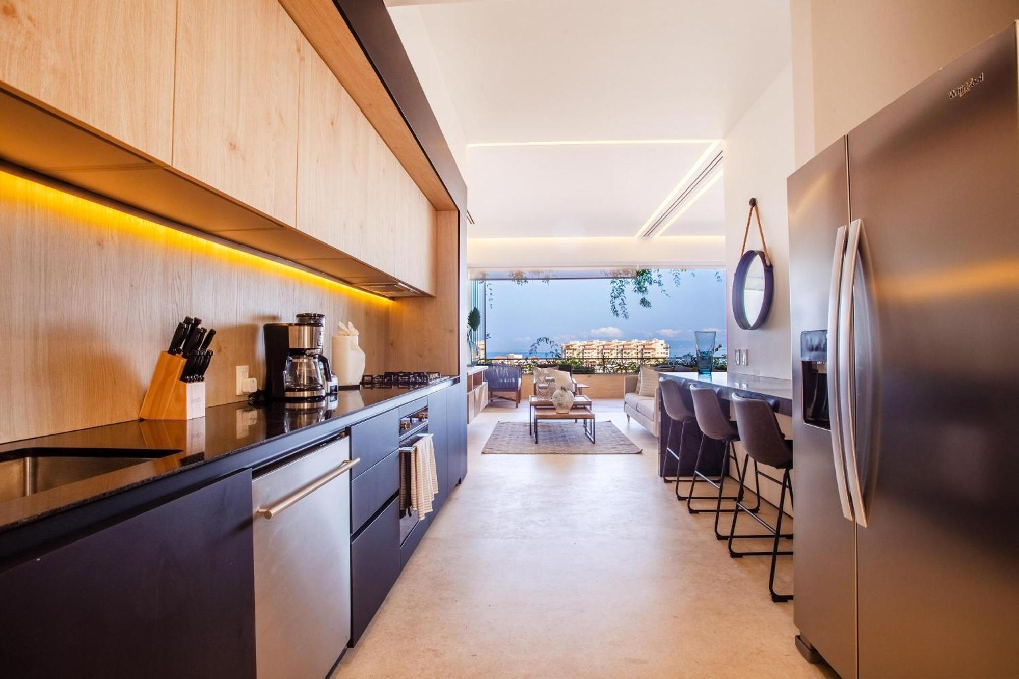 Pool & 2 Workspaces In Soho Pv Holiday home