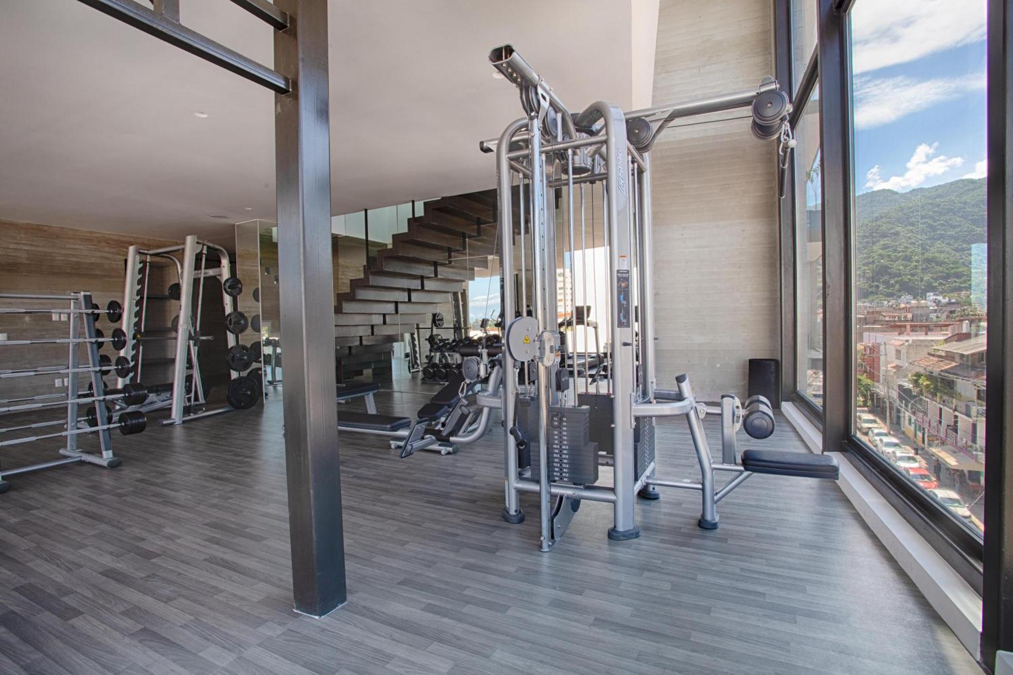 2 Bedroom Romantic Zone With Pool, Gym * Puerto Vallarta