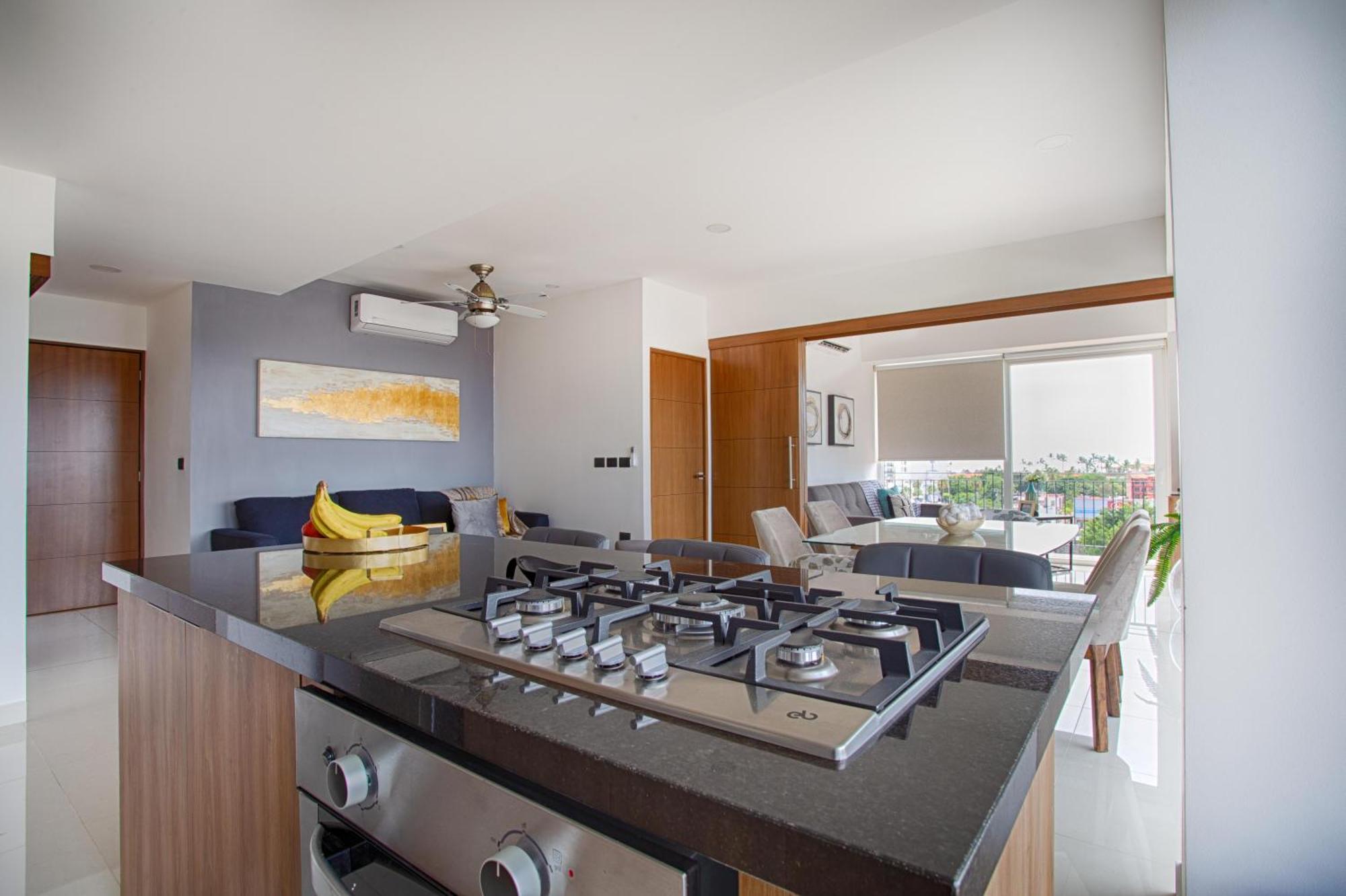Location, Superb Family Amenities, Parking * Puerto Vallarta