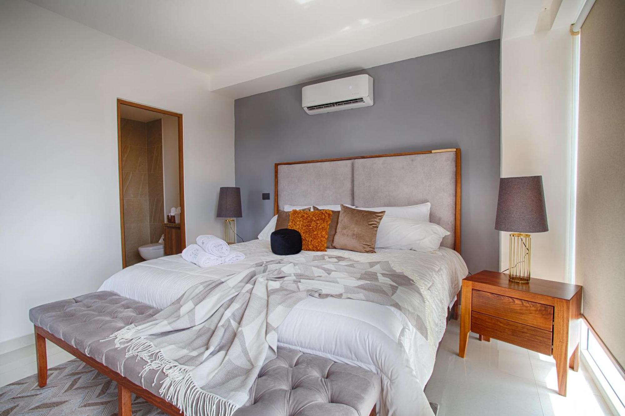 Holiday home Location, Superb Family Amenities, Parking *