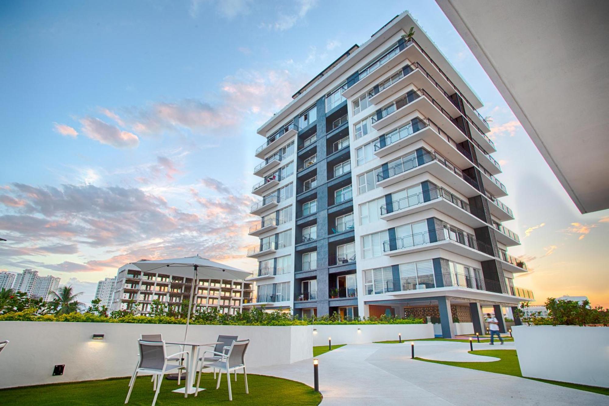 Location, Superb Family Amenities, Parking