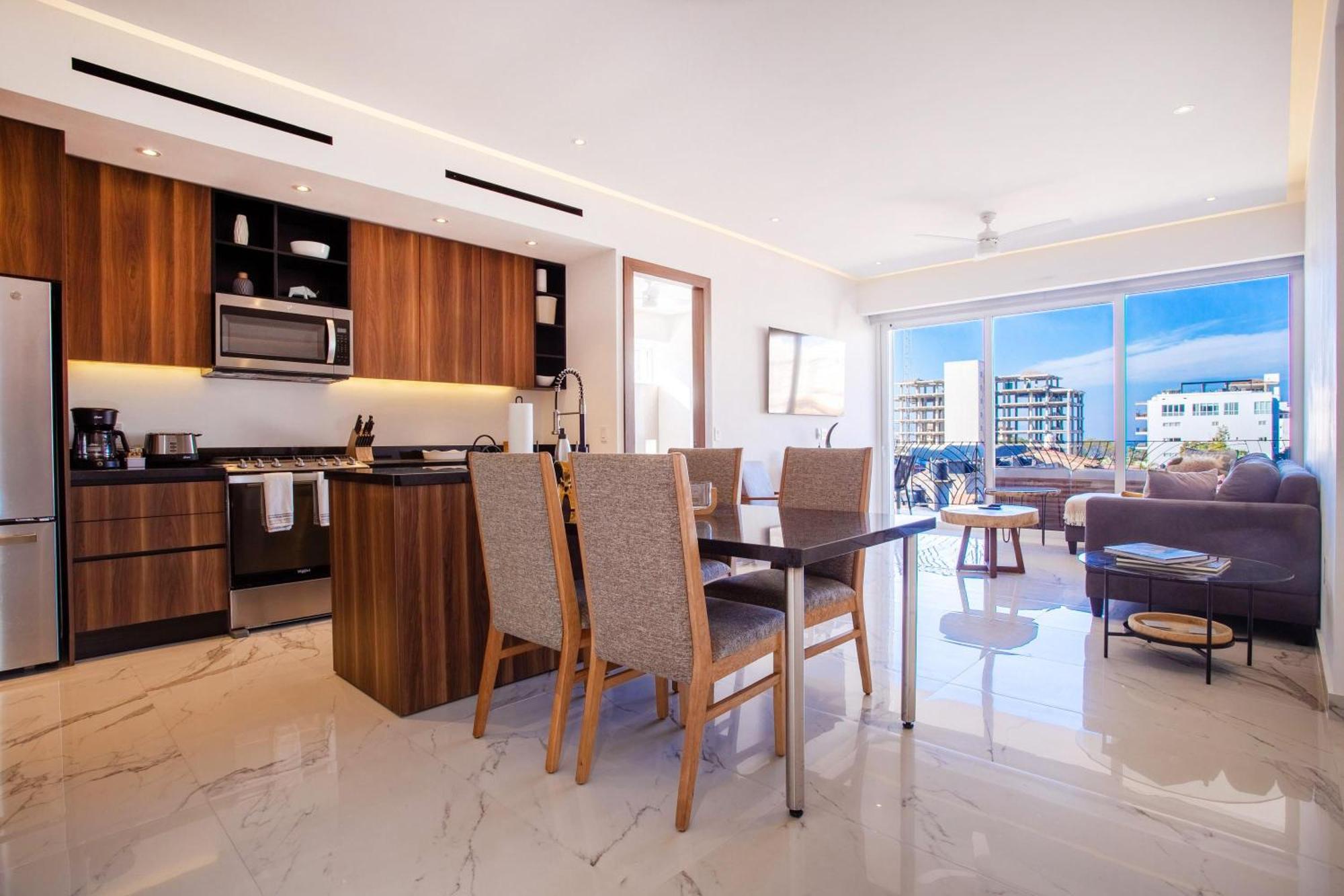 Luxe 2br With Balcony, Pool, Gym Сasa de vacaciones Puerto Vallarta