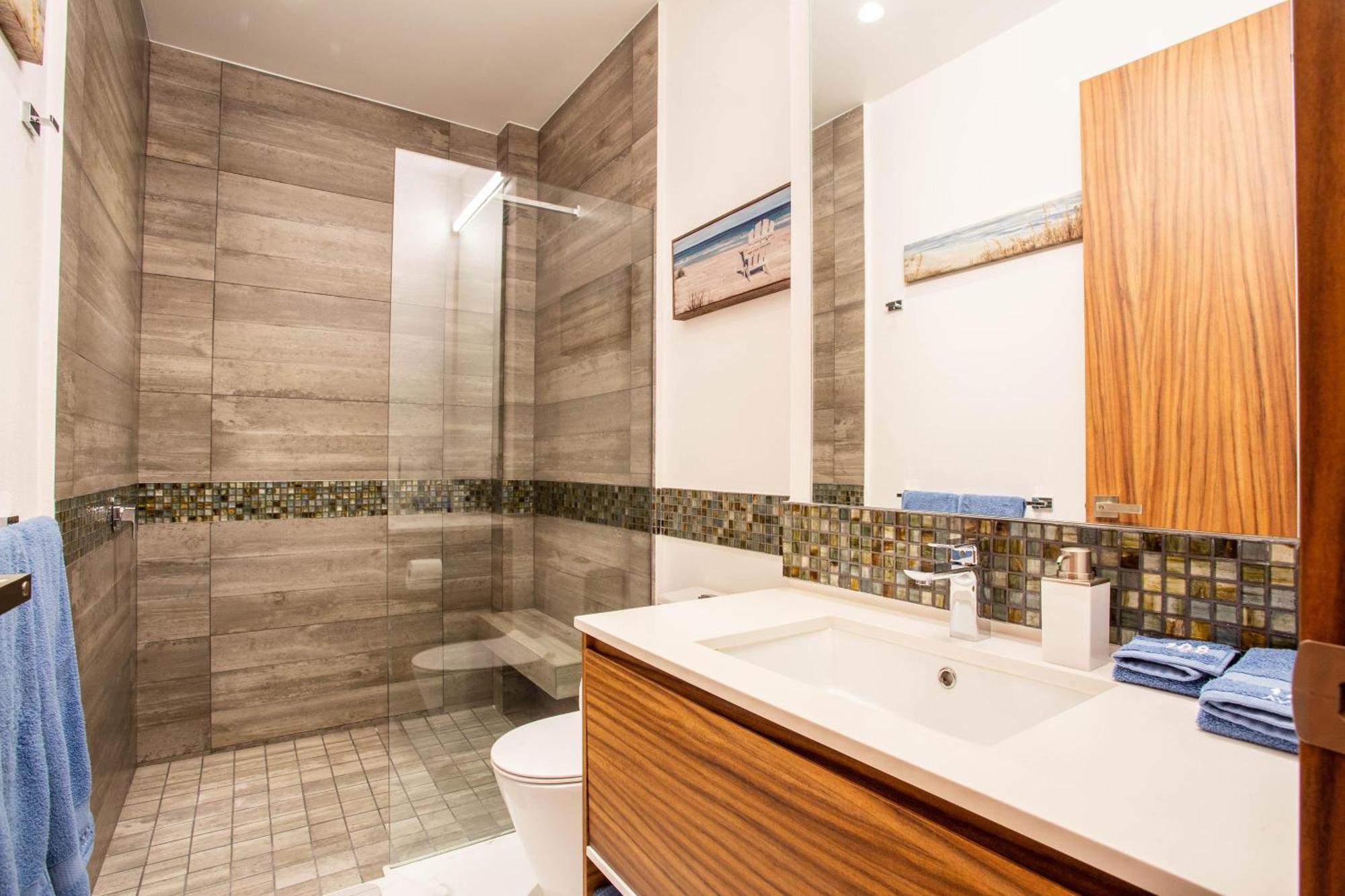 Cozy Modern In Romantica, Pool, Gym Puerto Vallarta