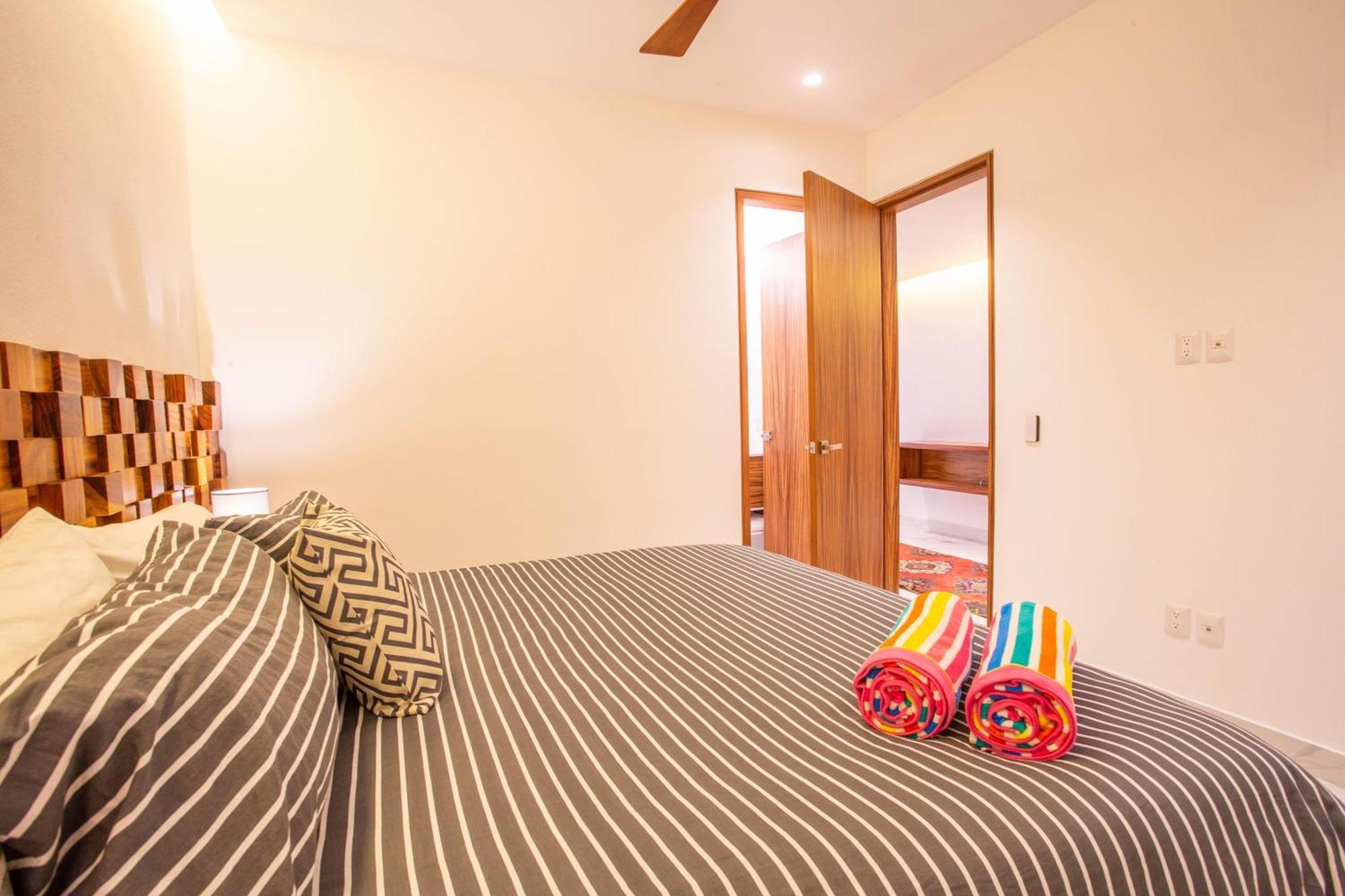 Cozy Modern In Romantica, Pool, Gym Holiday home *