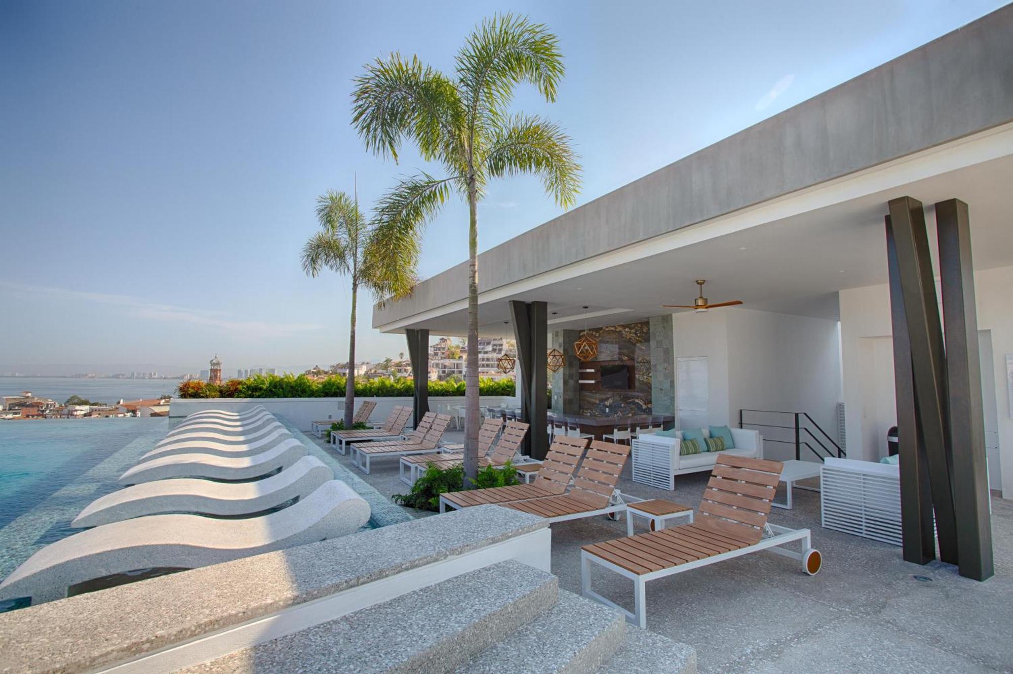 Cozy Modern In Romantica, Pool, Gym Holiday home *