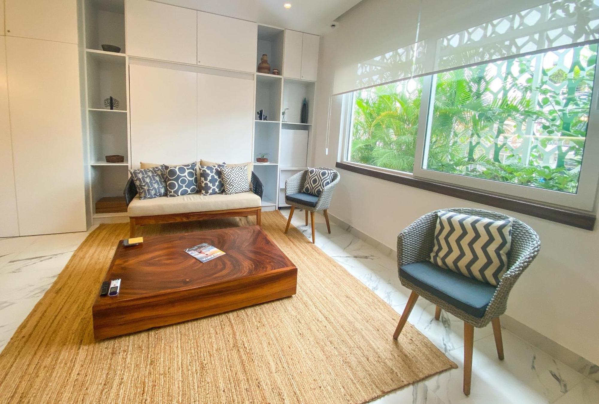 Cozy Modern In Romantica, Pool, Gym *