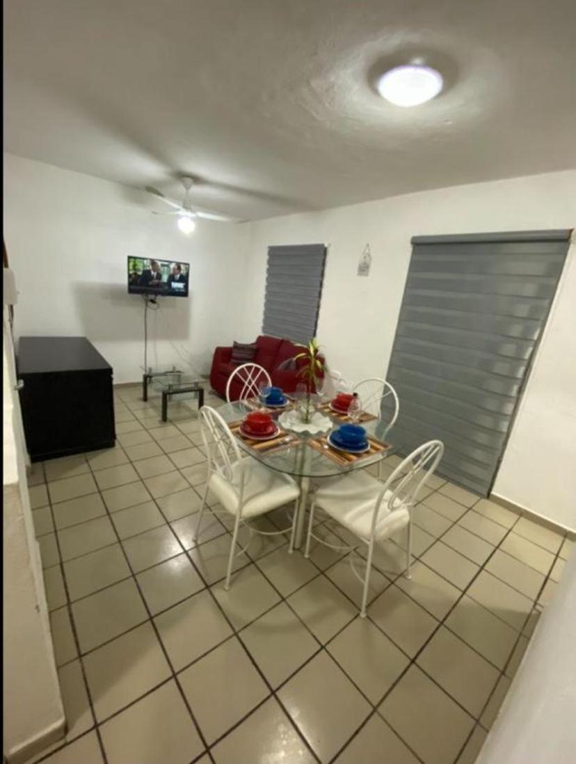 Departamento Vallarta Apartment *