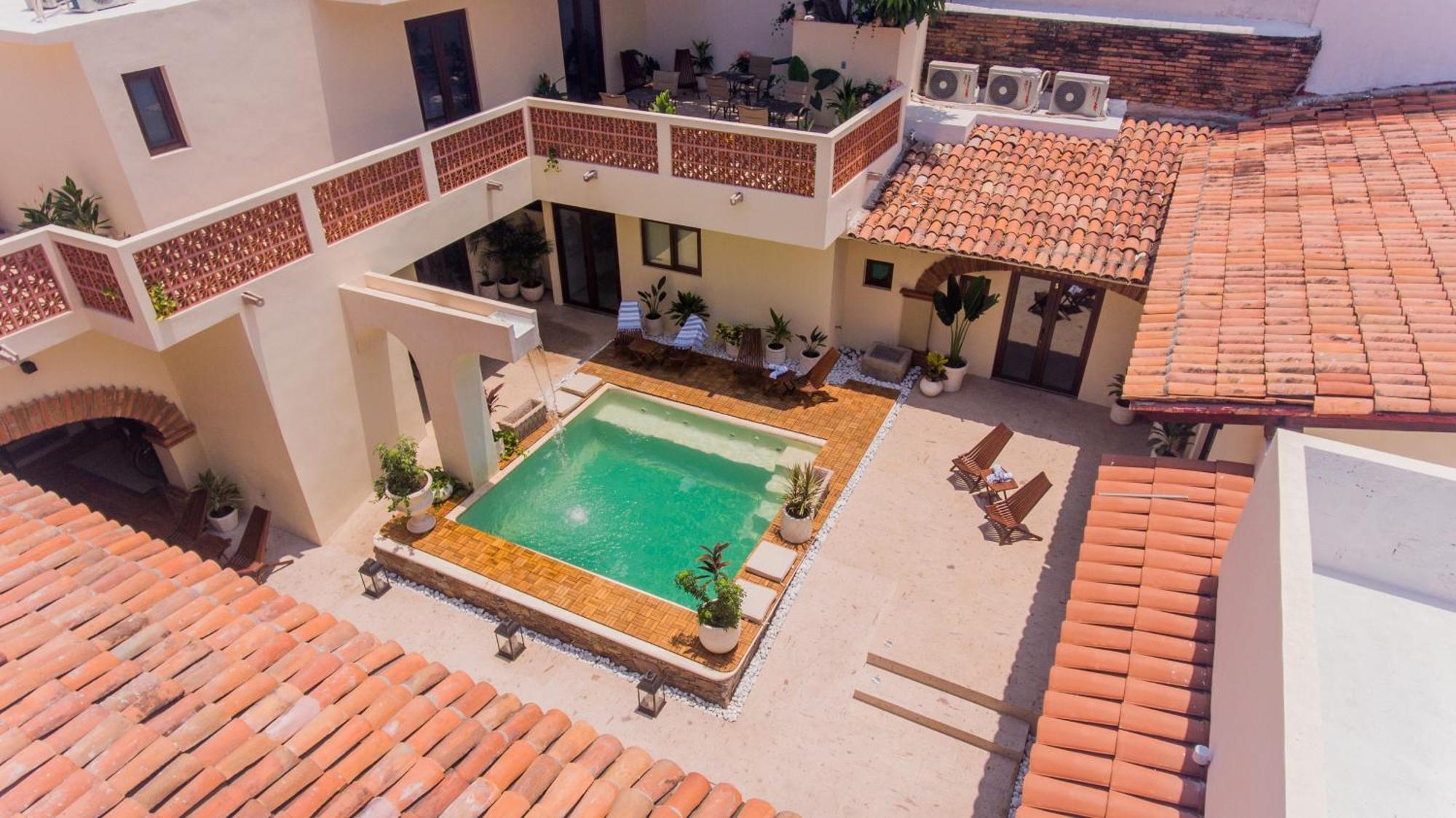 Casa Victoria Malecon - Adults Only Guest house