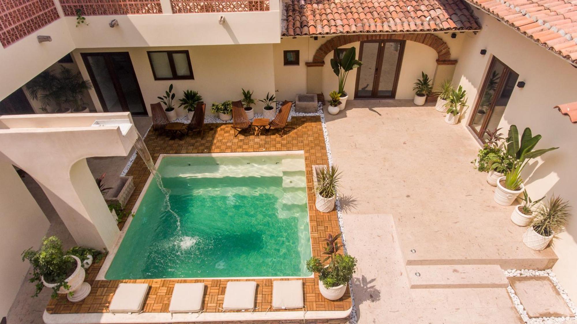 Casa Victoria Malecon - Adults Only Guest house *