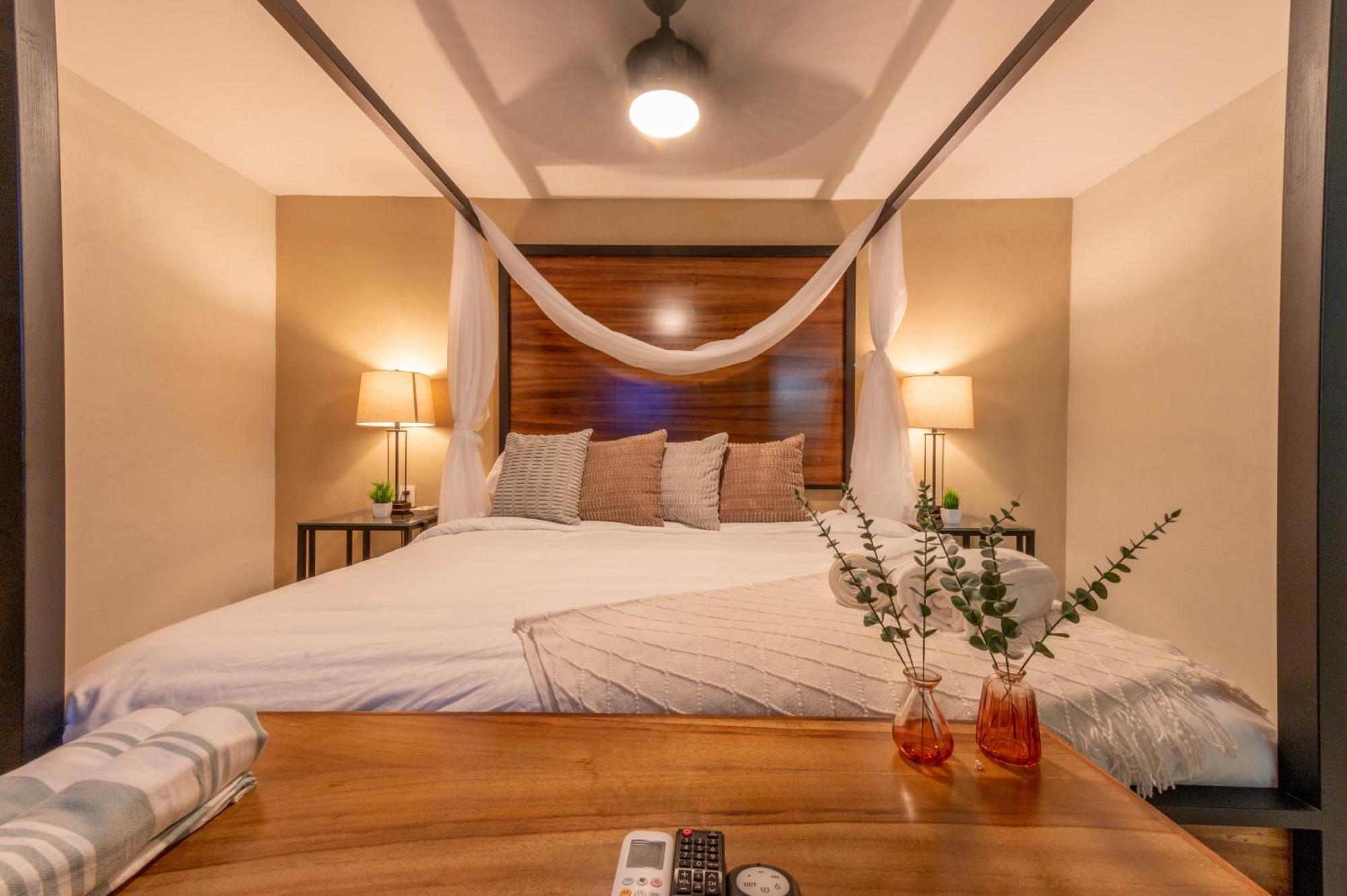 Casa Victoria Malecon - Adults Only Guest house Puerto Vallarta