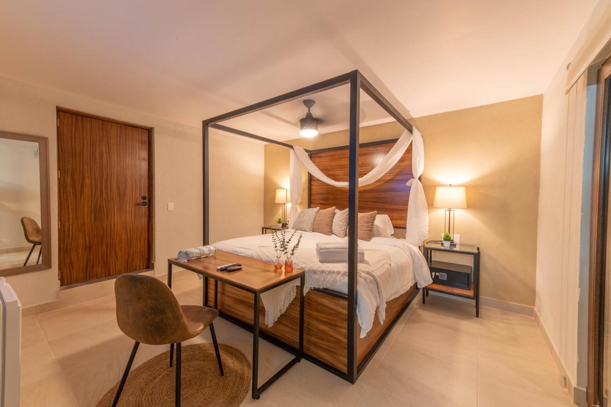 Casa Victoria Malecon - Adults Only Guest house Puerto Vallarta