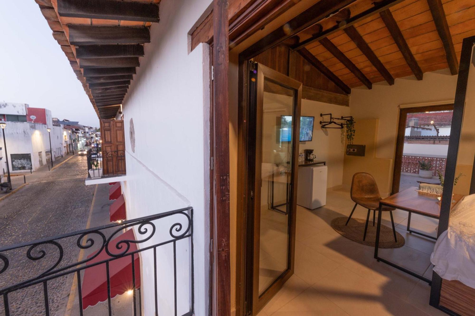 Casa Victoria Malecon - Adults Only *