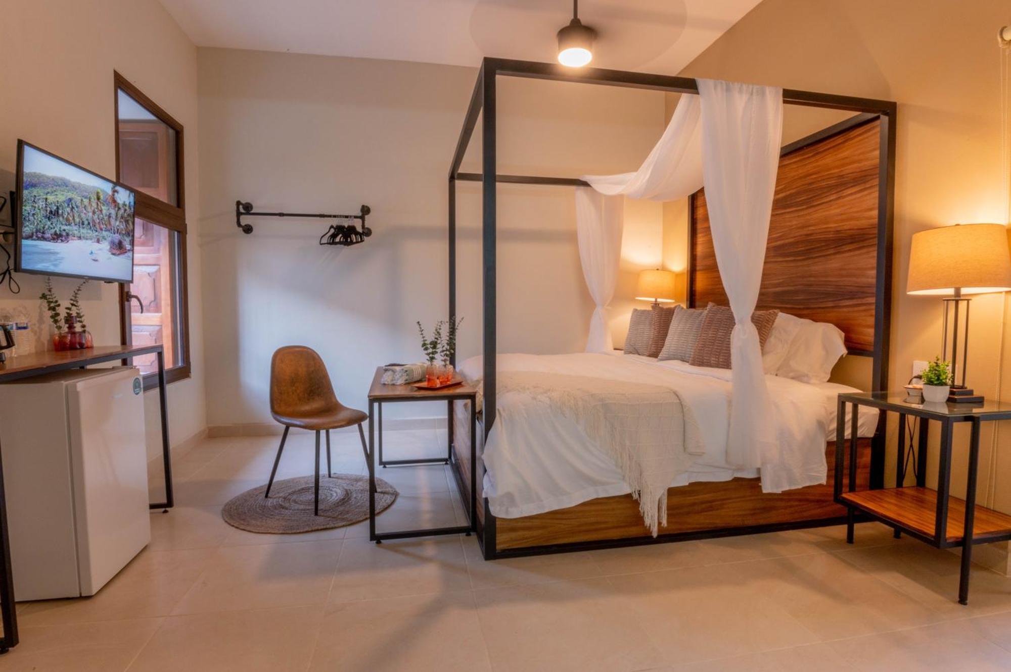 Casa Victoria Malecon - Adults Only Puerto Vallarta