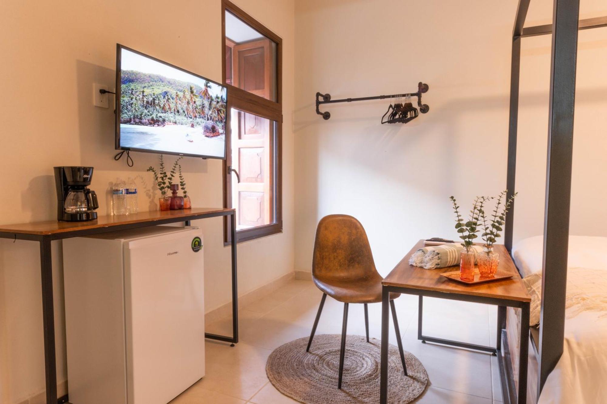 Casa Victoria Malecon - Adults Only Guest house *