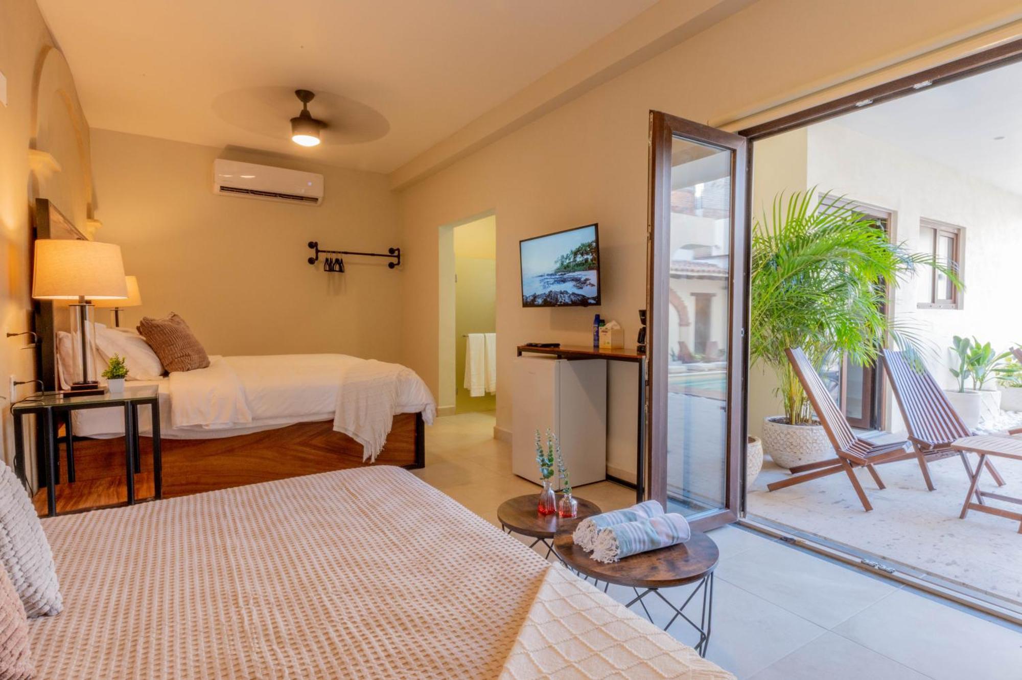 Casa Victoria Malecon - Adults Only Guest house