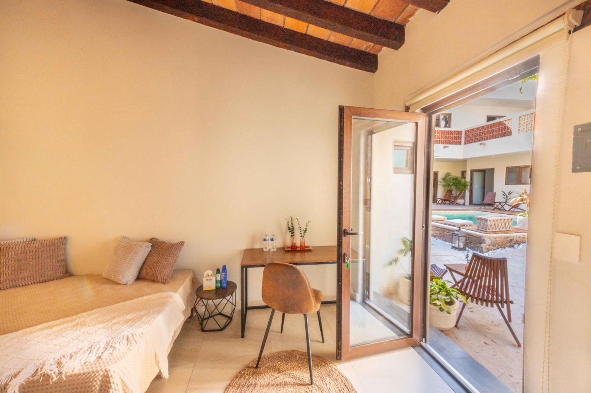 Casa Victoria Malecon - Adults Only Guest house *