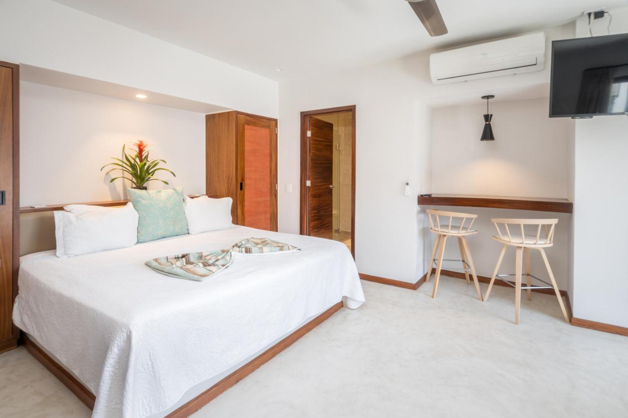 Eloisa Hotel
