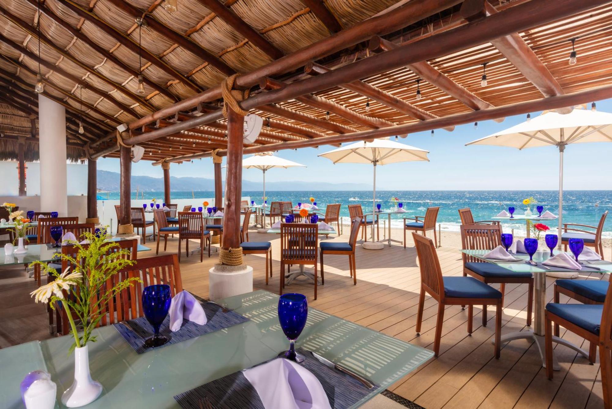Buenaventura Grand & Great Moments Resort 4*