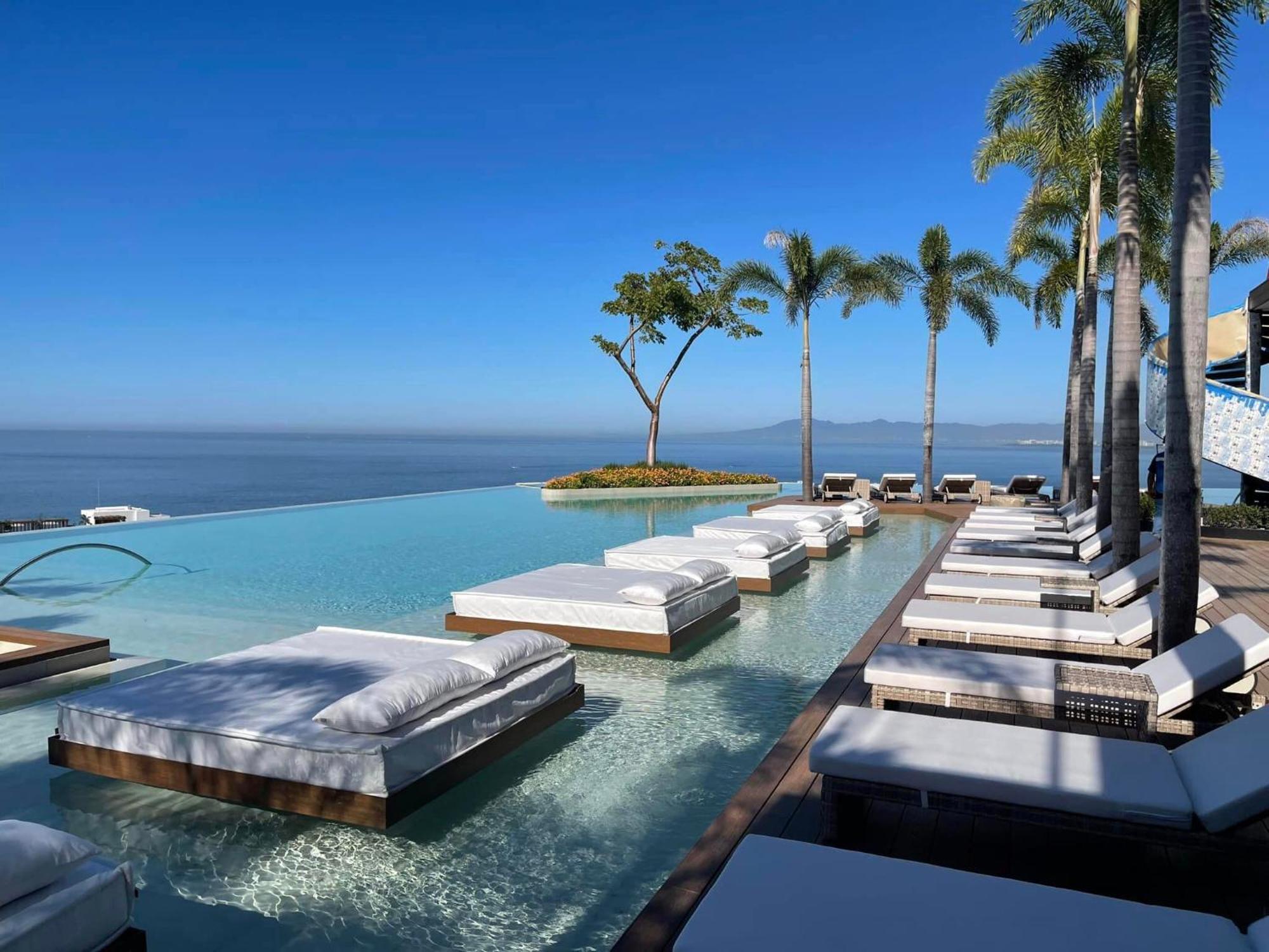 New! Luxury 2bd 2ba Romantic Zone Largest Pool In Pv Sea View Balcony Apartment Puerto Vallarta