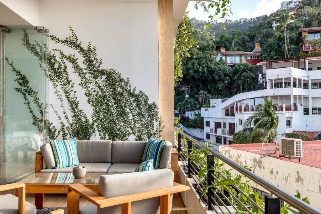 New! Luxury 2bd 2ba Romantic Zone Largest Pool In Pv Sea View Balcony Apartment Puerto Vallarta