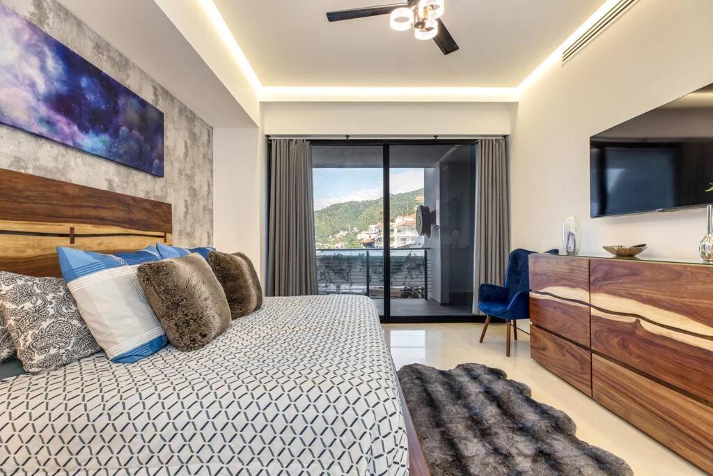 New! Luxury 2bd 2ba Romantic Zone Largest Pool In Pv Sea View Balcony Puerto Vallarta