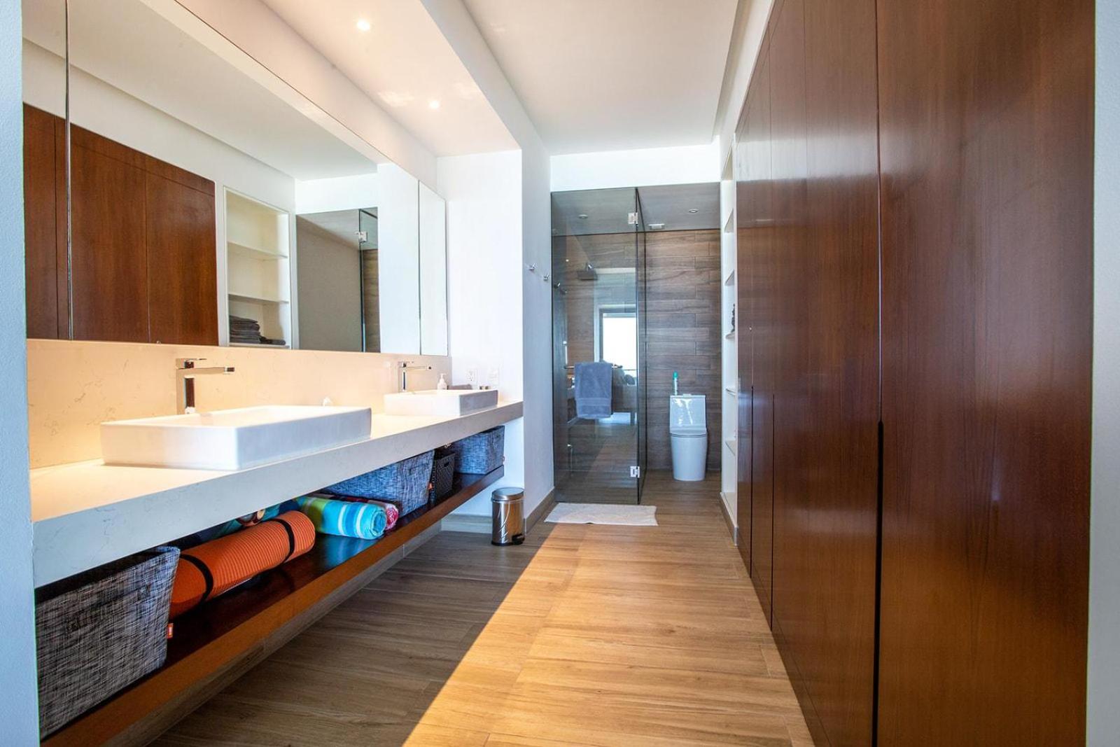 Swanky Conchas Chinas Condo, Ocean & Jungle Views Holiday home