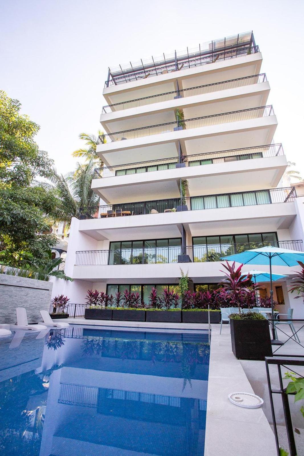 Swanky Conchas Chinas Condo, Ocean & Jungle Views Holiday home *