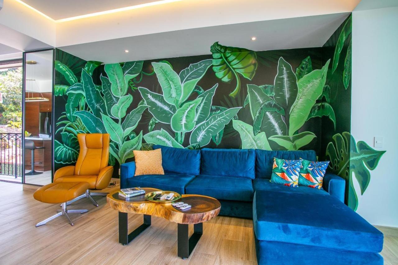 Swanky Conchas Chinas Condo, Ocean & Jungle Views Holiday home