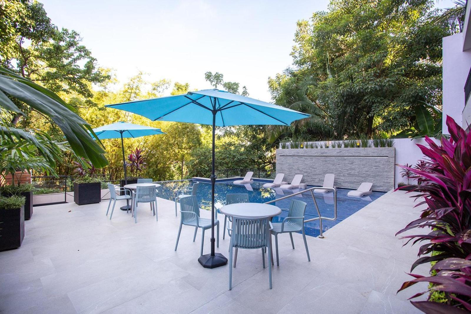 Swanky Conchas Chinas Condo, Ocean & Jungle Views Holiday home *